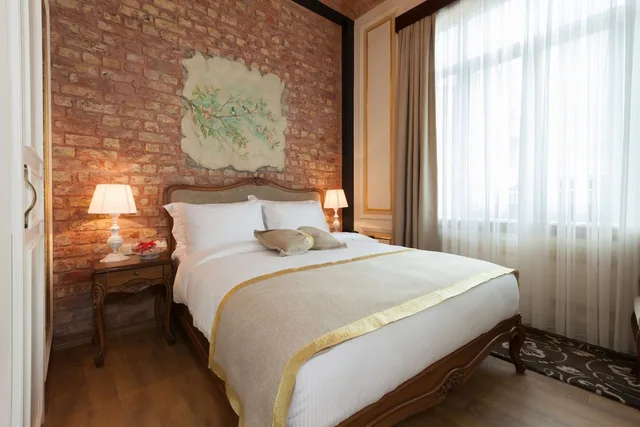 غرفة سوبيريور بسرير مزدوج بإطلالة على المدينة، Pera Parma Hotel 8/10