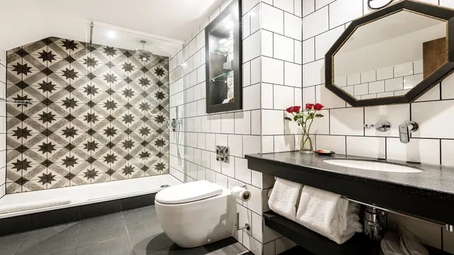 غرفة قياسية بسرير كينج، HOTEL INDIGO YORK 8/10