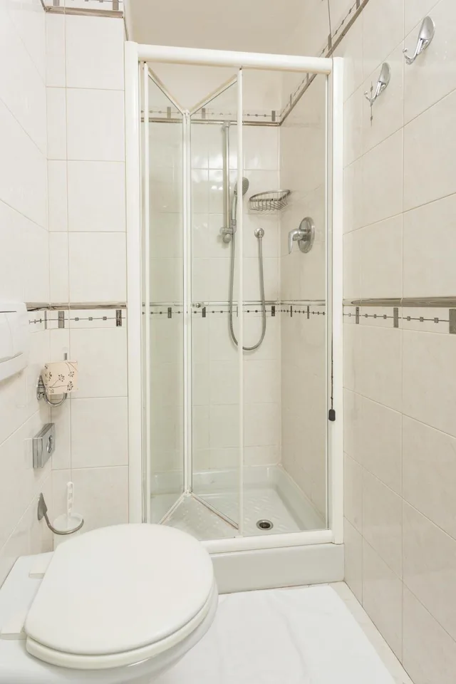 غرفة مفردة، Millennhotel 6/13