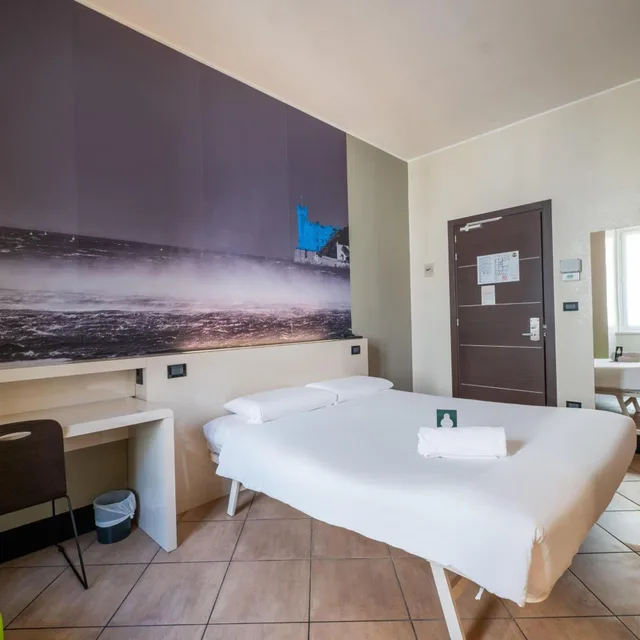 غرفة مزدوجة، B&B Hotel Trieste 4/10
