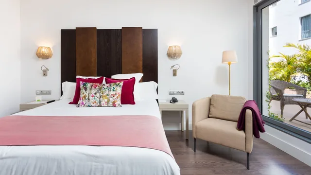 غرفة ديلوكس بسريرين منفصلين بشرفة، LA LAGUNA GRAN HOTEL 2/4