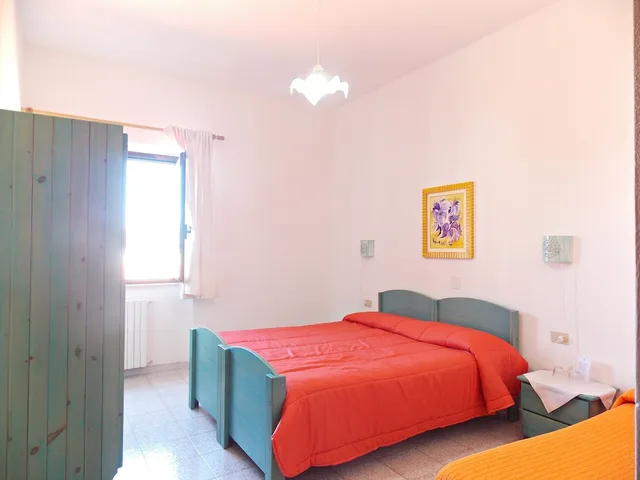 غرفة بسرير مزدوج وسرير فردي، Enis Monte Maccione 2/7