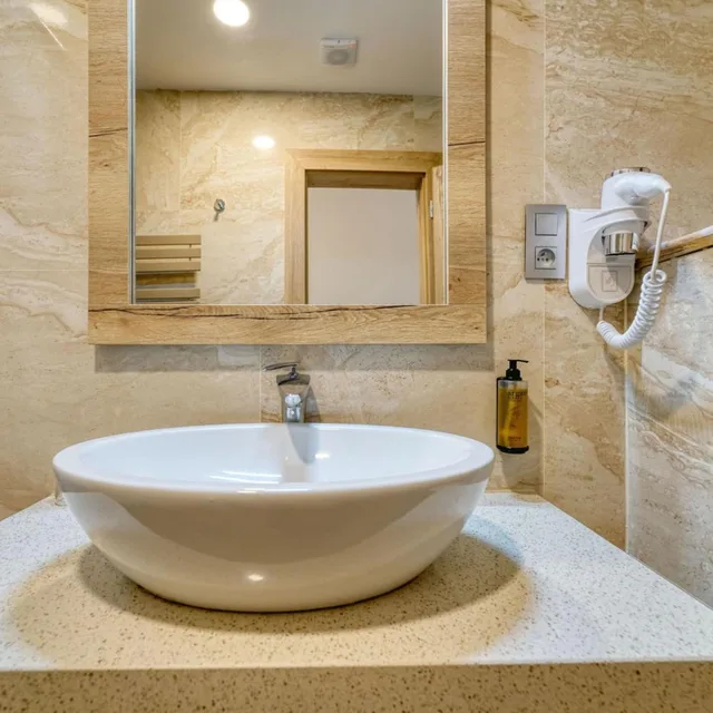 غرفة حصرية اقتصادية بسرير كينج، Grand Hotel Bellevue 9/10