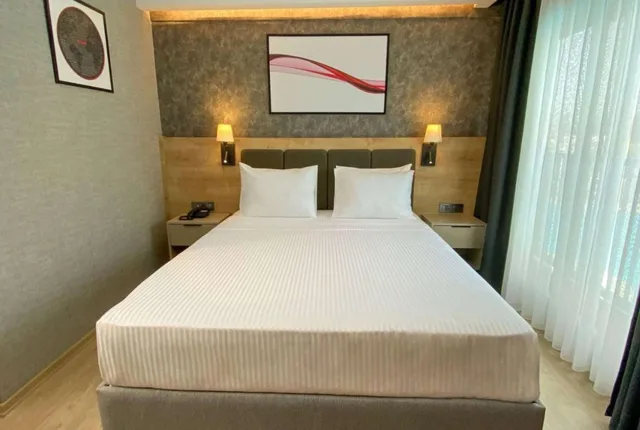 Standard, French Bed, Pool Side، Ramada by Wyndham Dalaman 3/4