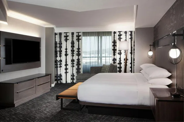 جناح رئاسي بسرير كينج بغرفة نوم واحدة في طابق مرتفع، Fremont Marriott Silicon Valley 2/4