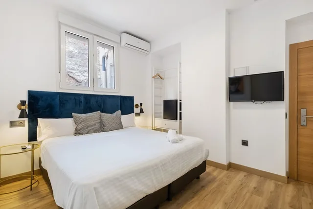 غرفة قياسية بسرير كينج، Hostel Malaga City 2/3