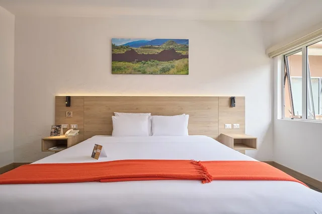غرفة سوبيريور بسرير كوين بإطلالة على الفناء، Casa Andina Standard Cusco San Blas 1/8