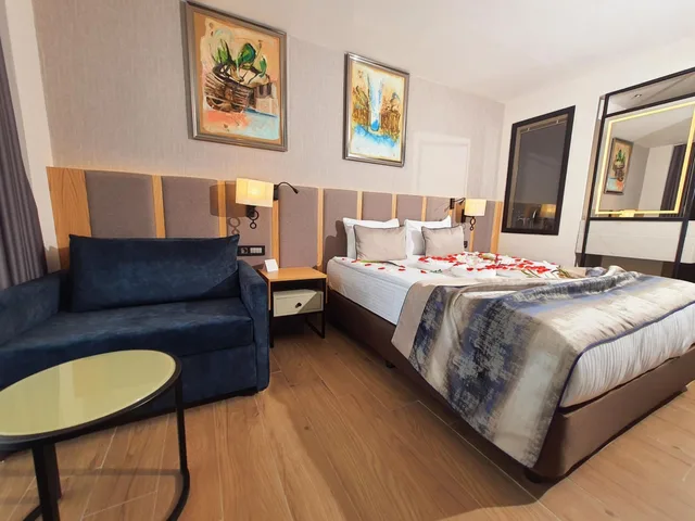 غرفة ديلوكس بسرير مزدوج بجاكوزي، Sunthalia Hotels & Resorts Ultra All Inclusive Adults Only Party Hotel Side 1/2