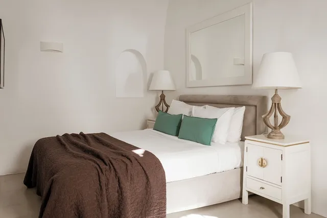 استوديو بسرير كينج وسرير فردي بشرفة بغرفتي نوم مع أريكة، Aqua Luxury Suites 5/8