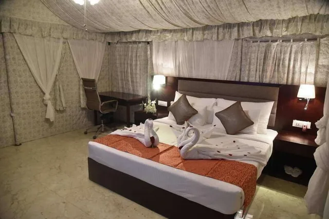 كوخ بسرير كينج، Pride Hotel And Convention Centre 5/10