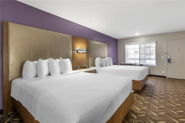 غرفة بسريرين كوين، Best Western Airport Plaza Inn - Los Angeles LAX Hotel 2/3