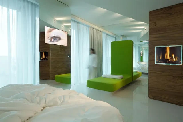 Life, Suite, Queen Bed, Sofa, Accessible، i-Suite Hotel 4/8