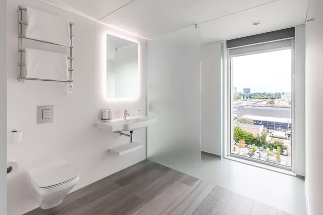 First, King Bed، YOTEL Boston, Select by Hilton 4/5