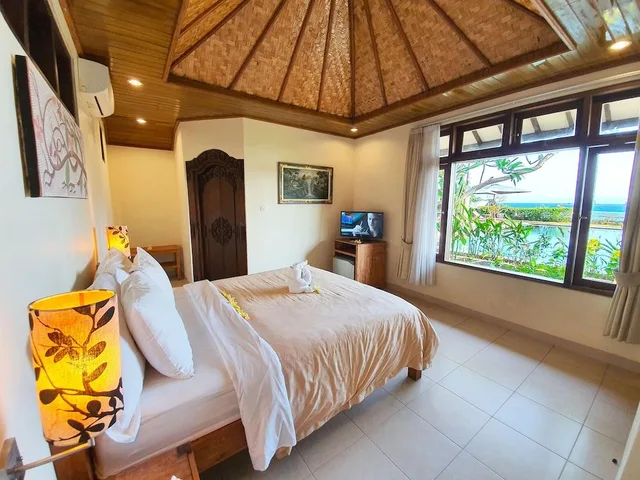بنغل بإطلالة على البحر، Hotel Genggong 1/1