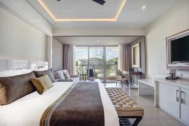 جناح جونيور فاخر بسريرين كوين مع أريكة، Royalton Saint Lucia An Autograph Collection All Inclusive Resort 5/10