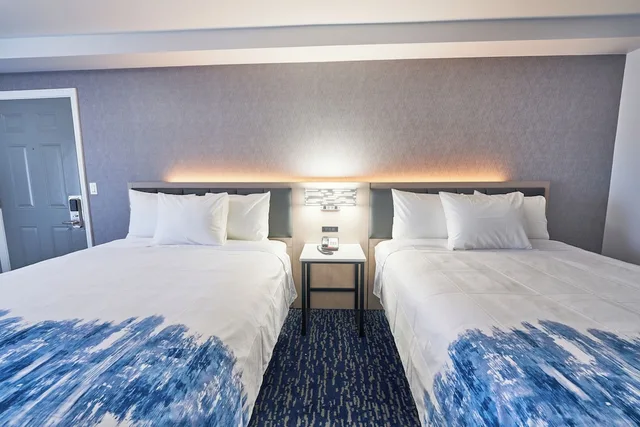 غرفة بسريرين كوين، All Seasons Inn And Suites 2/4