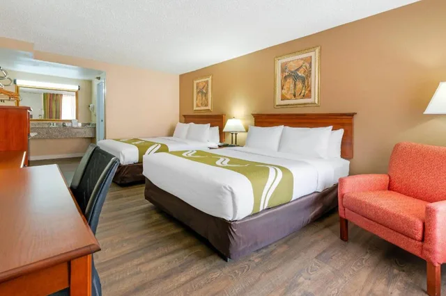 غرفة بسريرين مزدوجين، Quality Inn & Suites Conference Center 1/6
