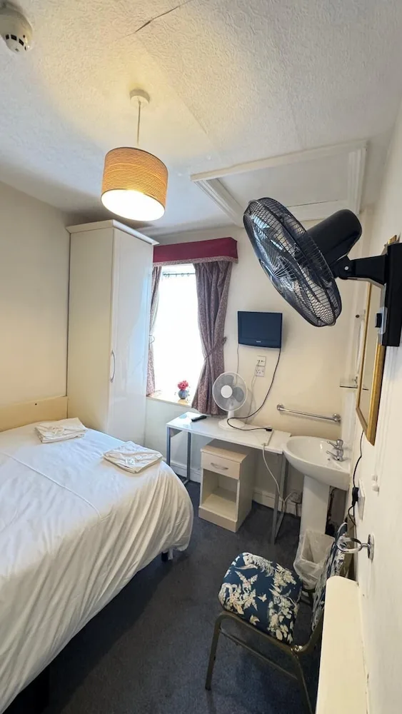 غرفة اقتصادية بسرير مزدوج بحمام مشترك، Hotel Earls Court 5/10