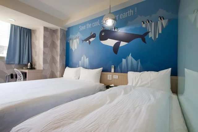 غرفة ثلاثية، Morwing Hotel Fairy Tale 1/2