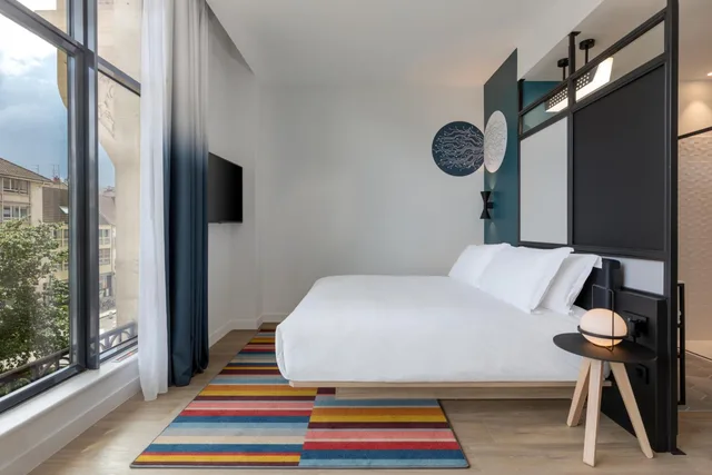 Aloft, Suite, King Bed, City View, Sofa، Aloft Hotel Dijon By Marriott 4/6