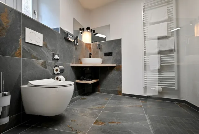 غرفة سيغنتشر بسرير كينج بشرفة، Hotel Zehnthof 6/7