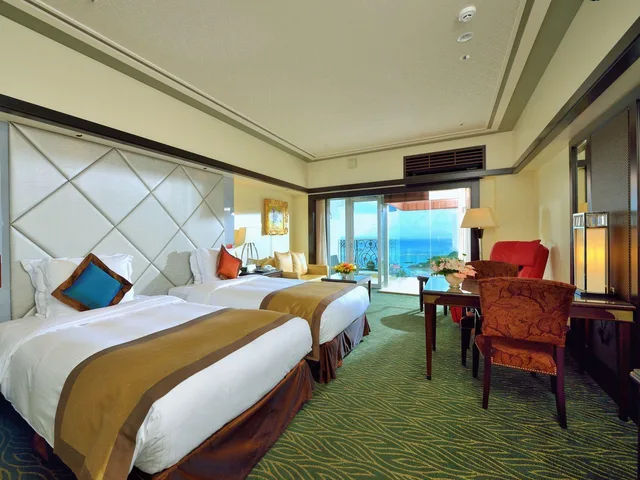 Royal, Pool, Executive, Suite, Single Bed, Lounge Access، Okinawa Kariyushi Resort Exes Onna (ex. Okinawa Spa Resort Exes) 1/1