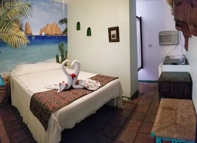 Standard, Queen Bed, Cabo Inn Hotel 9/9