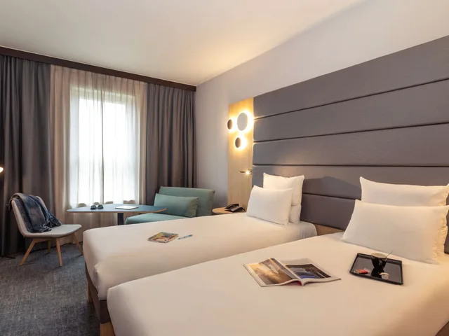 غرفة سوبيريور بسريرين منفصلين، Novotel Brussels Centre Midi Station 1/6