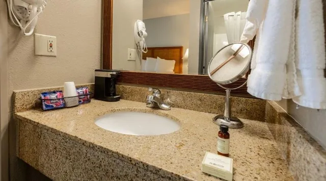 Room, 2 Double Beds, Lady Luck Casino Hotel Vicksburg 3/4