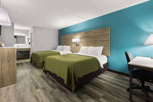غرفة قياسية بسريرين كوين، Quality Inn And Suites Vidalia 6/8