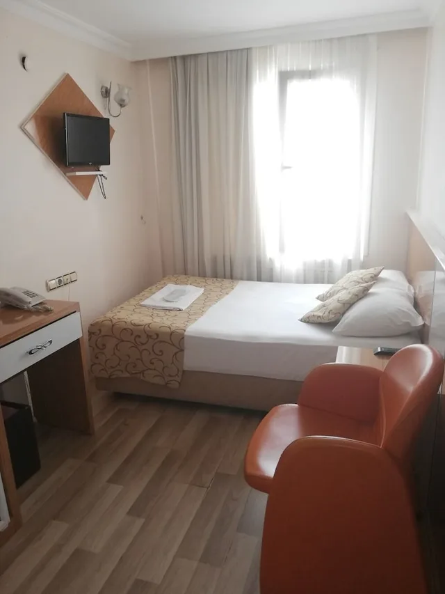 غرفة بإطلالة على المدينة مفردة بسرير مزدوج، Lal Hotel 2/4