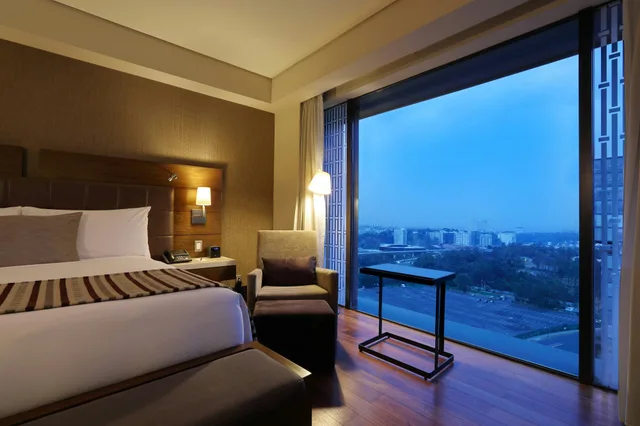 غرفة تنفيذية، JW Marriott Hotel Mexico City Santa Fe 2/3