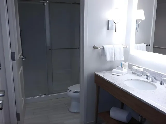 جناح بسريرين كوين مع أريكة لذوي الإعاقة، Homewood Suites By Hilton Miami Dolphin Mall 3/5