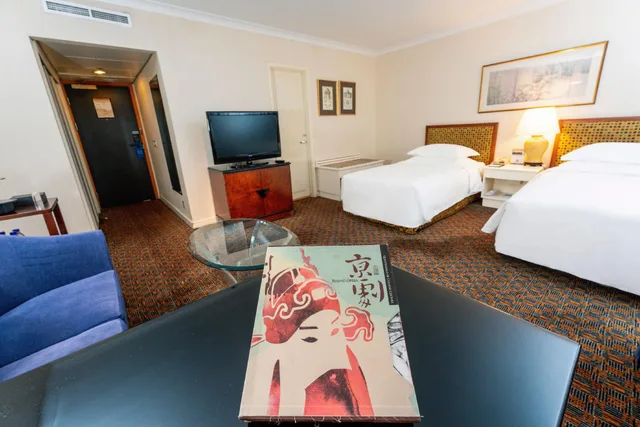 غرفة تنفيذية بسريرين، Grand Skylight Hotel Royal 1/2