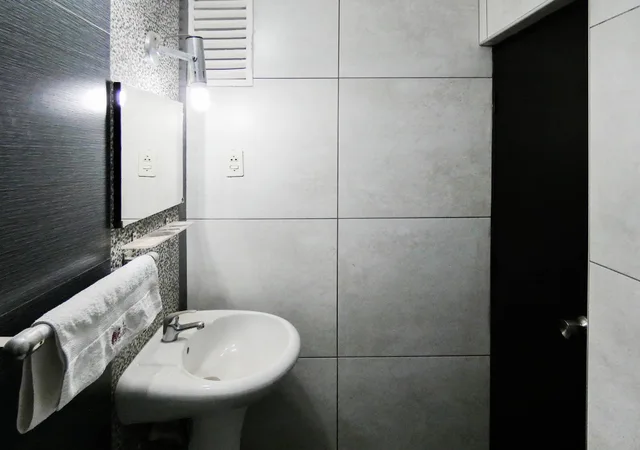 غرفة أساسية بسريرين منفصلين، Hotel Plaza by DOT Light 7/9