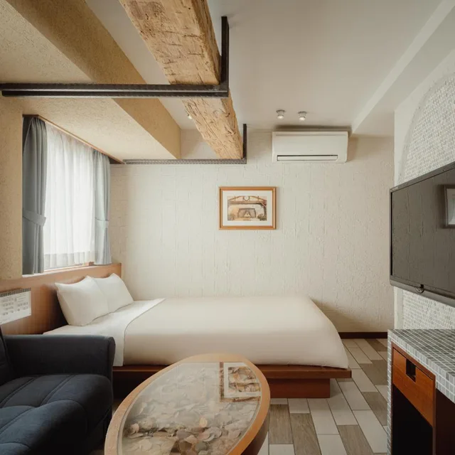 غرفة بريميوم بسرير مزدوج بحمام خاص مع أريكة، Hotel Mid In Kawasaki-Ekimae 4/7