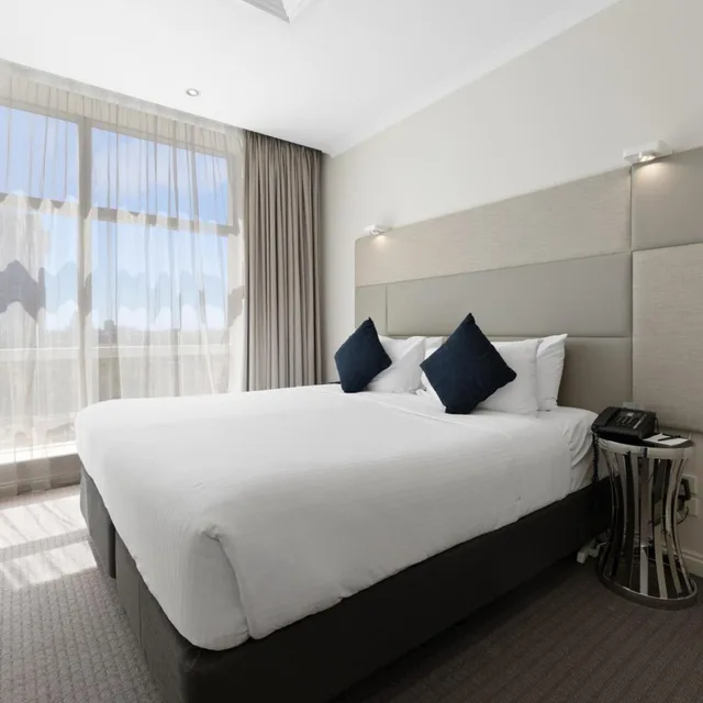 شقة بسرير كينج بغرفتي نوم، CLARION SUITES GATEWAY 3/9