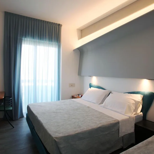 غرفة ثلاثية، Hotel Ali D'Oro 2/10