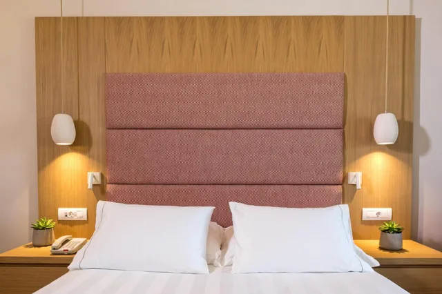 Room, Double Bed, Side Sea View، Amada Colossos Resort 4/7