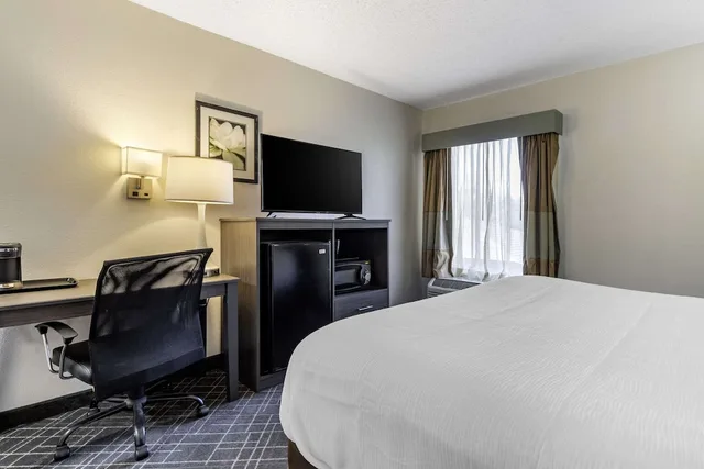 Standard, Queen Bed, Quality Inn Spartanburg, SC 1/3