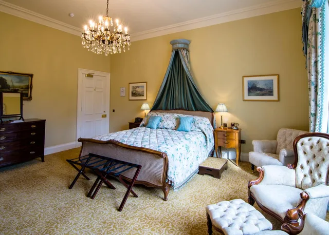 Castle, Double Bed, Large, Crossbasket Castle 9/10
