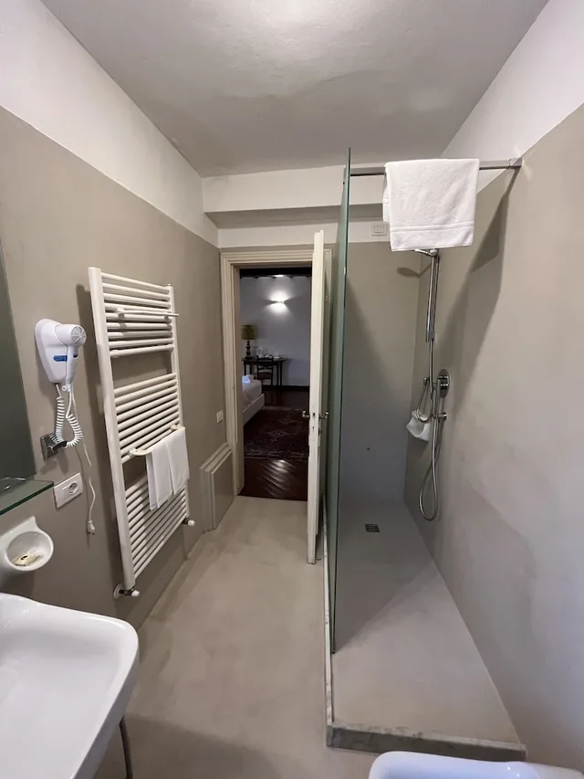 غرفة سوبيريور بسرير كينج وسريرين منفصلين، I Barronci Villa 4/4