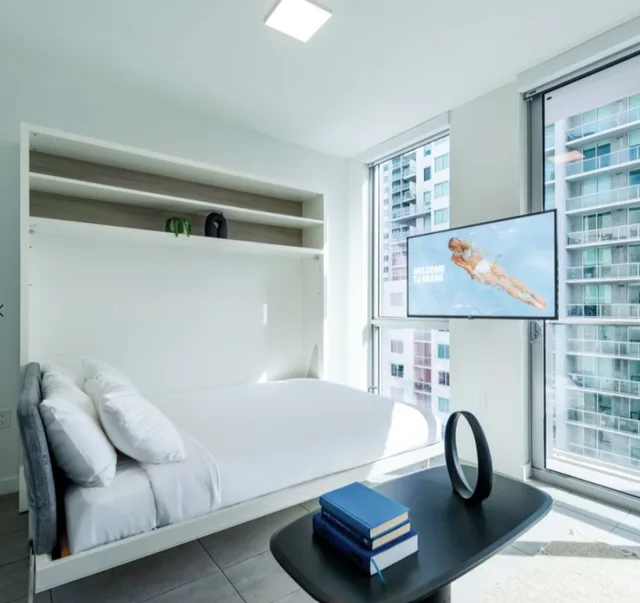 استوديو بسرير كوين، YOTEL Miami, Select by Hilton 1/1