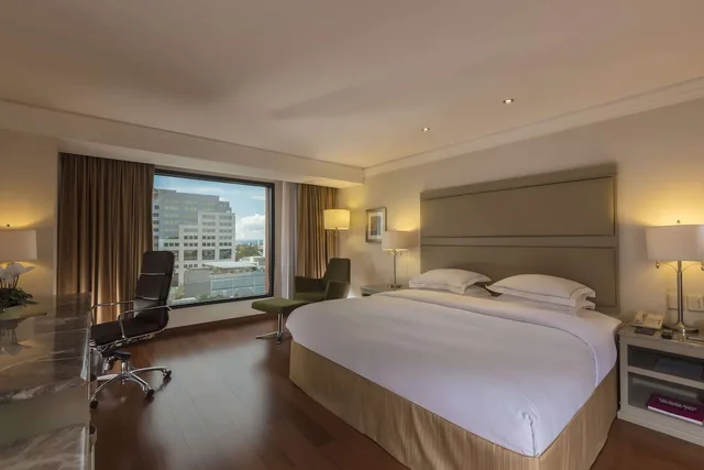 Superior, King Bed, Club Floor، Barcelo Guadalajara 9/10