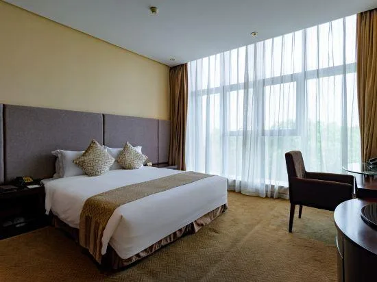 Deluxe, Queen Bed, Suzhou Qingshan Hotel 1/1