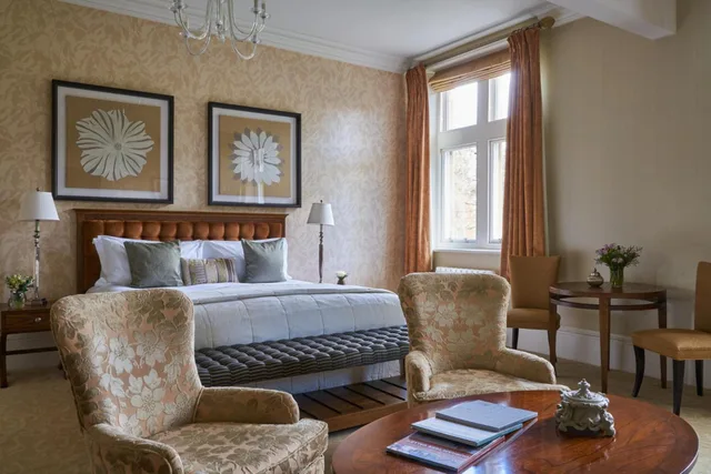 Suite, Rockliffe Hall 3/6