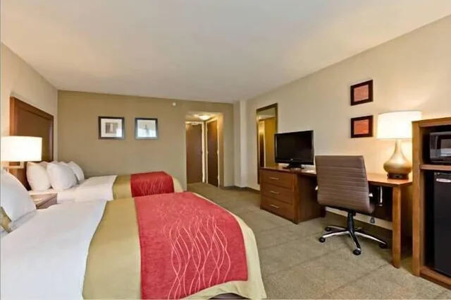 غرفة قياسية بسريرين كوين، Comfort Inn Rhinelander 1/4