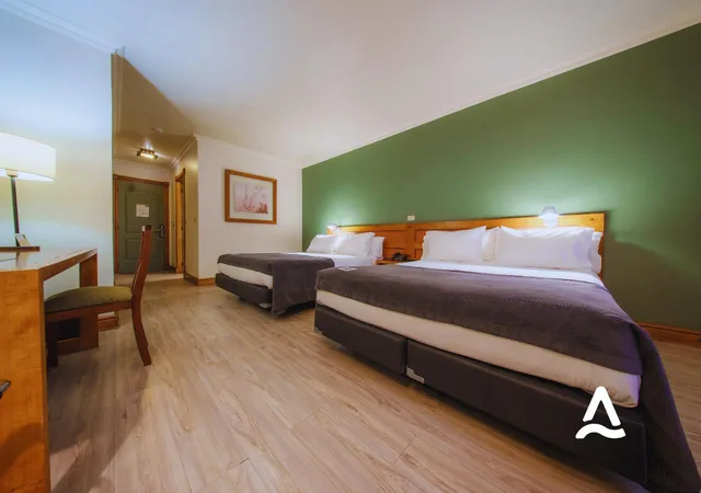 Superior, Suite, Twin Beds, Street View، Hotel Almasur Punta Arenas 1/4