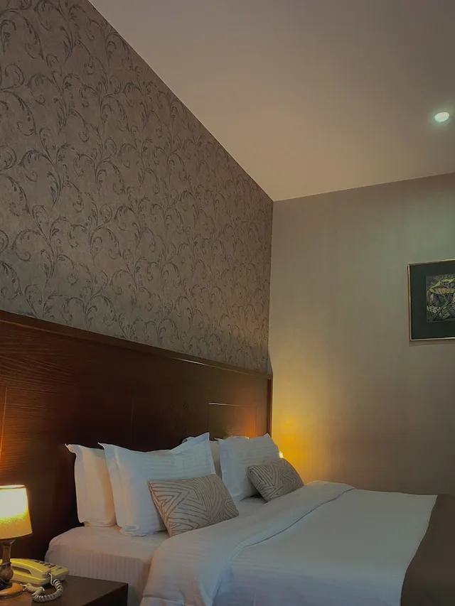 غرفة قياسية بسريرين منفصلين بإطلالة على المدينة، Old Metekhi Hotel 1/10
