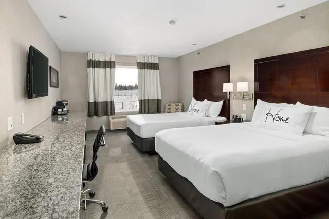 غرفة قياسية بسرير مزدوج، Home Inn And Suites Swift Current 2/4